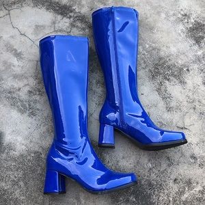 shinny blue boot